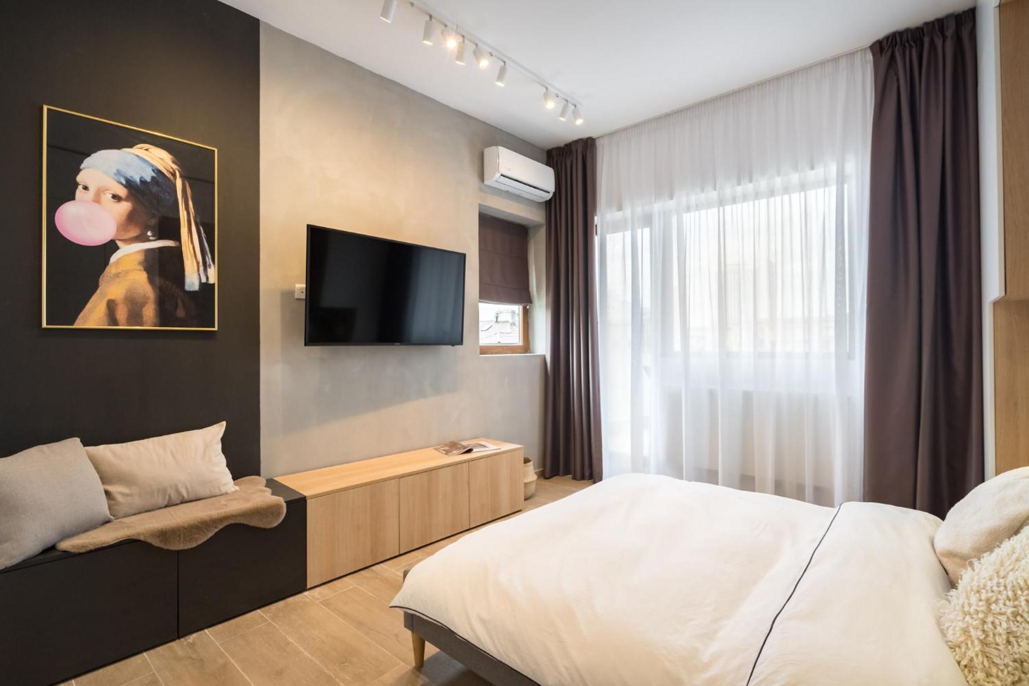 Pitar Mos - Downtown Bucharest Apartment Bagian luar foto
